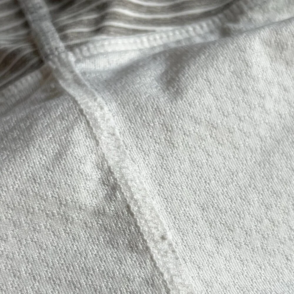 Lululemon lightweight cinch tank top 4